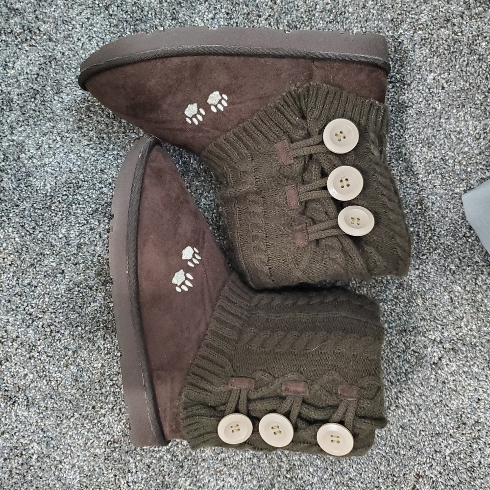 Brown slouch boots